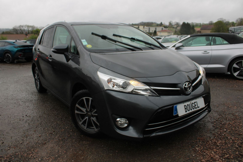 Toyota VERSO 112 D-4D FAP FEEL! SKYVIEW 5 PLACES Diesel GRIS ATLAS Occasion à vendre