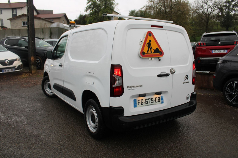 Photo 3 de l'offre de CITROEN BERLINGO 4 AFFAIRE BLUE HDI 100 CV CLUB GALERIE BLUETOOTH RÃGULATEUR MP3 USB TVA=11659 E HT à 13990€ chez Bougel transactions