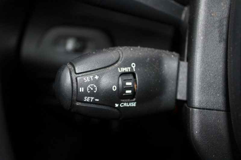 Photo 8 de l'offre de CITROEN BERLINGO 4 AFFAIRE BLUE HDI 100 CV CLUB GALERIE BLUETOOTH RÃGULATEUR MP3 USB TVA=11659 E HT à 13990€ chez Bougel transactions