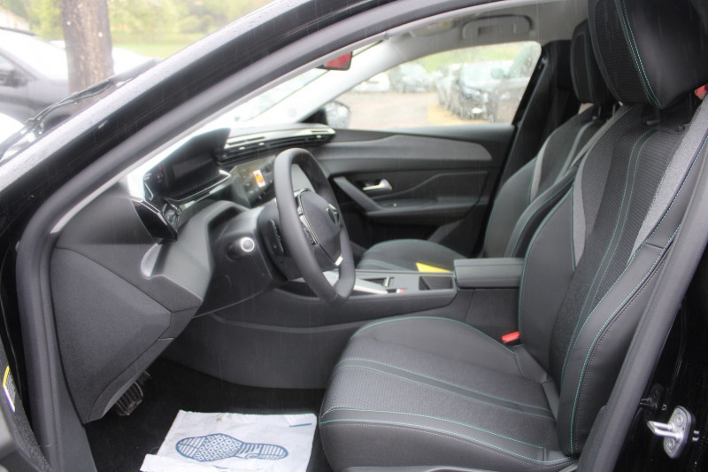 Photo 8 de l'offre de PEUGEOT 308 PHASE 4 ALLURE 145 CV HYBRIDE GPS 3D CAMÃRA FULL LED JA 17 RÃGULATEUR BOITE AUTO DCS-6 à 27990€ chez Bougel transactions