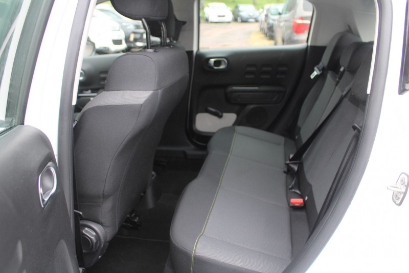 Photo 8 de l'offre de CITROEN C3 PHASE 4 FEEL BUSINESS ESSENCE 83 CV GPS USB RÃGULATEUR BLUETOOTH CLIMAT  FULL LEDS à 10990€ chez Bougel transactions