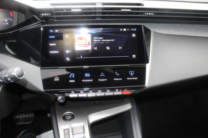 Photo 12 de l'offre de PEUGEOT 308 PHASE 4 ALLURE 145 CV HYBRIDE GPS 3D CAMÃRA FULL LED JA 17 RÃGULATEUR BOITE AUTO DCS-6 à 27990€ chez Bougel transactions
