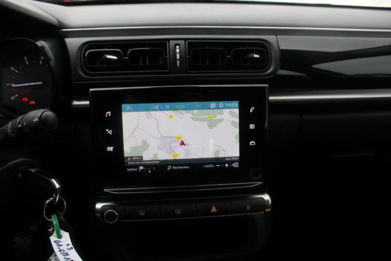 Photo 11 de l'offre de CITROEN C3 PHASE 4 FEEL BUSINESS ESSENCE 83 CV GPS USB RÃGULATEUR BLUETOOTH CLIMAT  FULL LEDS à 10990€ chez Bougel transactions
