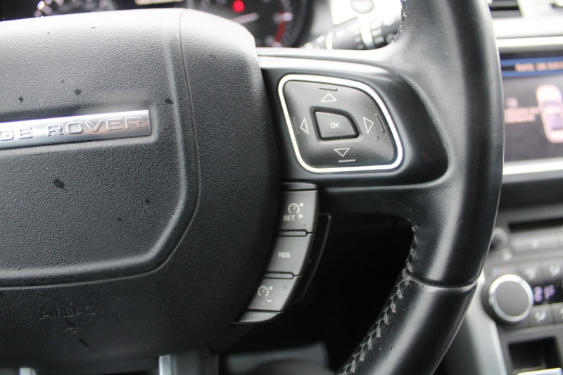 Photo 15 de l'offre de LAND-ROVER EVOQUE 2L2 TD4 PURE "4X4" ÃCRAN TACTILE CUIR JA 19 RE USB XÃNON+LED ATTELAGE RÃGULATEUR à 15700€ chez Bougel transactions