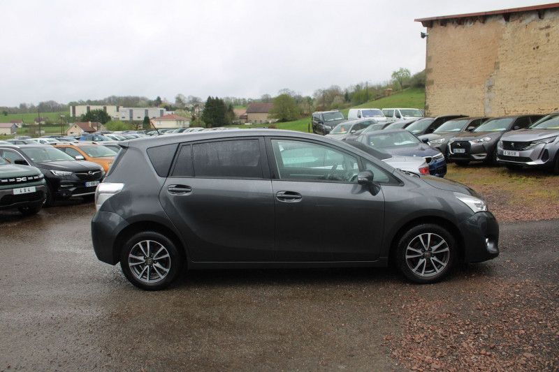 Photo 5 de l'offre de TOYOTA VERSO 112 D-4D FAP FEEL! SKYVIEW 5 PLACES à 10990€ chez Bougel transactions