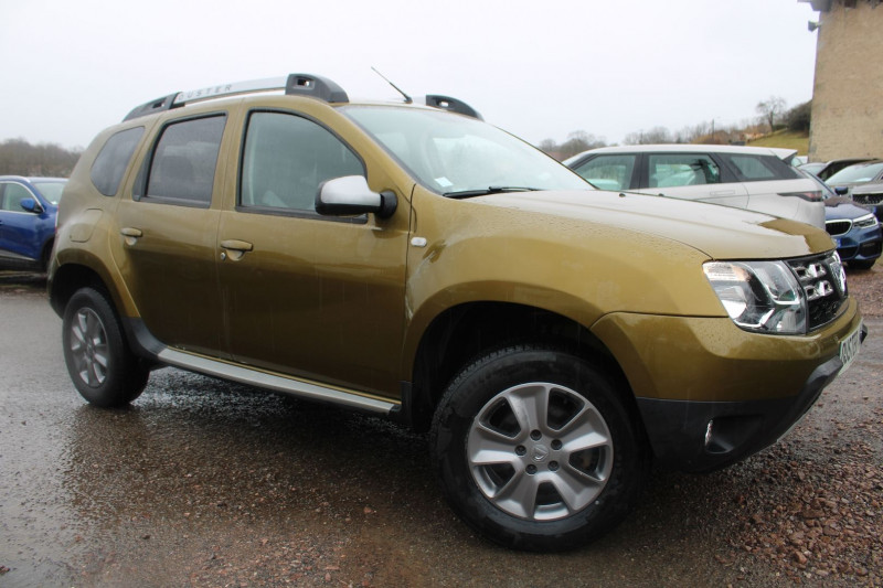 Photo 2 de l'offre de DACIA DUSTER II 1L2 TCE 125 CV 4X4 PRESTIGE GPS USB CLIMAT RÃGULATEUR BLUETOOTH ABS BOITE 6V à 13400€ chez Bougel transactions
