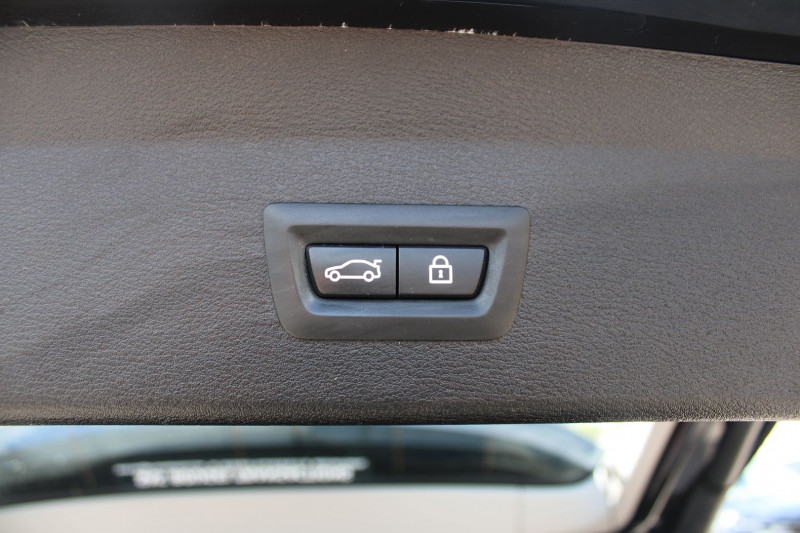 Photo 7 de l'offre de BMW X1 (F48) S-DRIVE18D X-LINE 150 CV GPS 3D FULL LED CAMÃRA MP3 USB JA 18 MI/CUIR RÃGULATEUR à 17800€ chez Bougel transactions