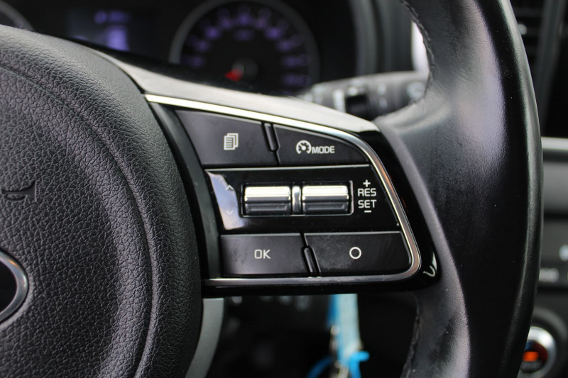 Photo 11 de l'offre de KIA SPORTAGE ACTIVE 1L6 CRDI 115 CV GPS 3D CAMÃRA AUDIO MP3 RE USB JA 17 BLUETOOTH RÃGULATEUR à 15990€ chez Bougel transactions