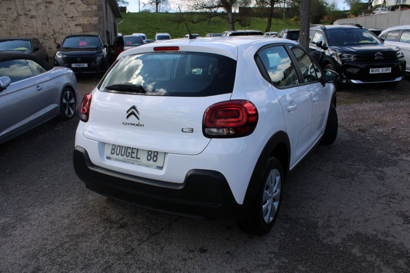 Photo 2 de l'offre de CITROEN C3 PHASE 4 FEEL BUSINESS ESSENCE 83 CV GPS USB RÃGULATEUR BLUETOOTH CLIMAT  FULL LEDS à 10990€ chez Bougel transactions