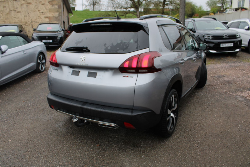 Photo 3 de l'offre de PEUGEOT 2008 II GT LINE SPORT LUXE 1L5 BLUEHDI 100 CV CAMÃRA TOIT PANO GRIPP CONTROL GPS LEDS à 13900€ chez Bougel transactions