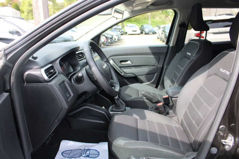 Photo 8 de l'offre de DACIA DUSTER 5 TCE 150 CV JOURNEY GPS 3D FULL LED CAMÃRA 360Â° JA 17 RÃGULATEUR BOITE AUTO EDC à 19990€ chez Bougel transactions