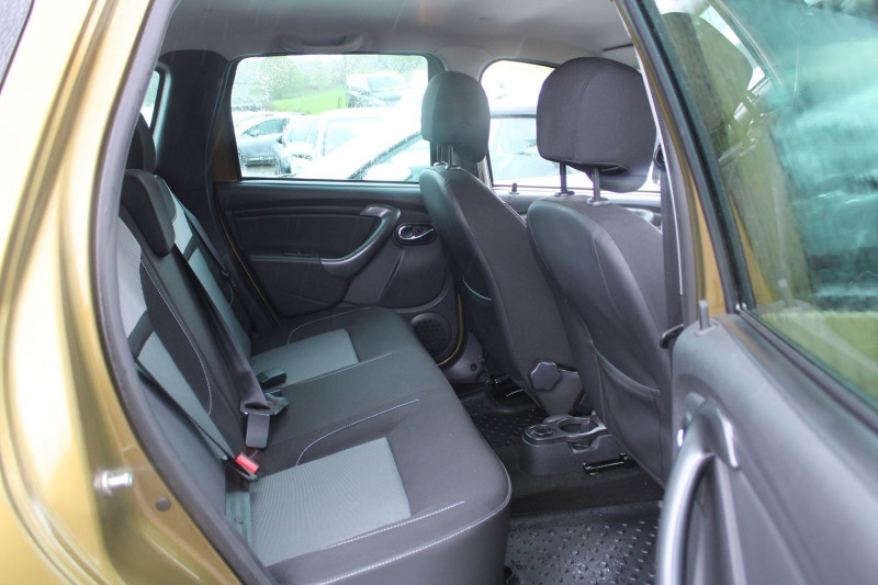 Photo 8 de l'offre de DACIA DUSTER II 1L5 DCI 90 CV CLIM LAURÃATE BOITE 6V RÃGULATEUR BLUETOOTH JANTES ALU  ABS à 13400€ chez Bougel transactions