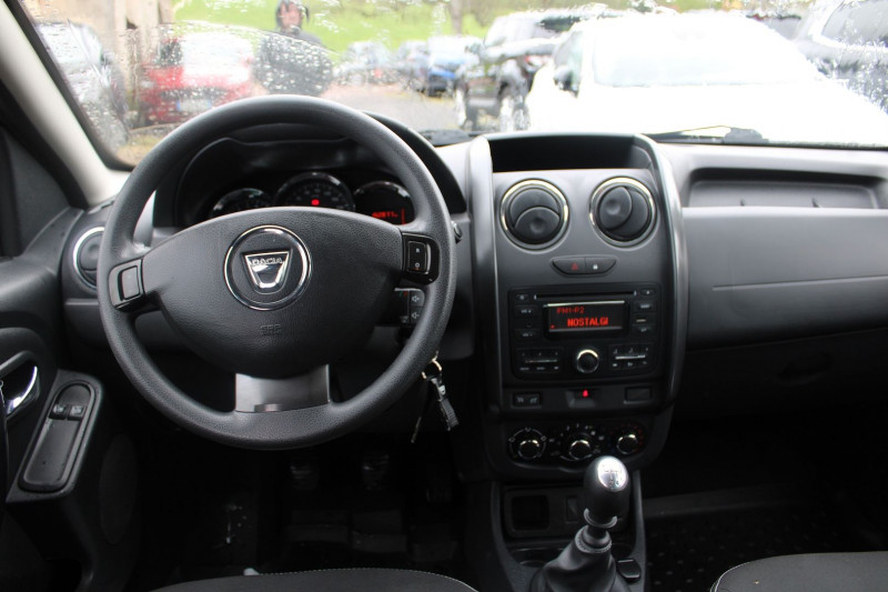 Photo 12 de l'offre de DACIA DUSTER II LAURÃATE 1L5 DCI 110 CV CLIM ATTELAGE AUDIO MP3 JA 16 USB BLUETOOTH RÃGULATEUR à 10500€ chez Bougel transactions