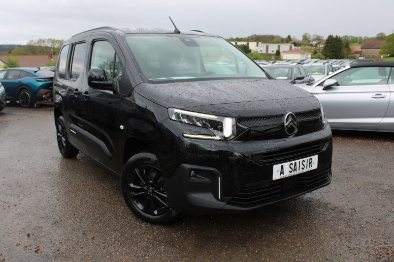 Citroen BERLINGO 5 MAX BLUE HDI 130 CV GPS 3D PACK HIVER CAMÃRA JA 16 FULL LED I-COKPIT RÃGULATEUR Diesel NOIR PERLA Occasion à vendre