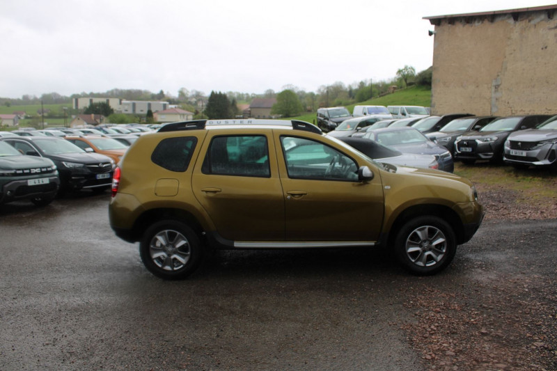 Photo 5 de l'offre de DACIA DUSTER II 1L5 DCI 90 CV CLIM LAURÃATE BOITE 6V RÃGULATEUR BLUETOOTH JANTES ALU  ABS à 13400€ chez Bougel transactions