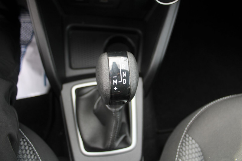 Photo 15 de l'offre de DACIA DUSTER 5 TCE 150 CV JOURNEY GPS 3D FULL LED CAMÃRA 360Â° JA 17 RÃGULATEUR BOITE AUTO EDC à 19990€ chez Bougel transactions