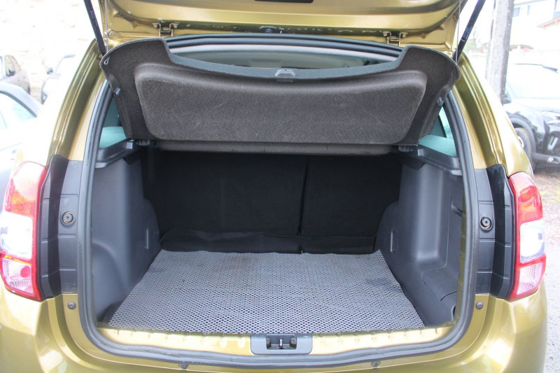 Photo 6 de l'offre de DACIA DUSTER II 1L5 DCI 90 CV CLIM LAURÃATE BOITE 6V RÃGULATEUR BLUETOOTH JANTES ALU  ABS à 13400€ chez Bougel transactions