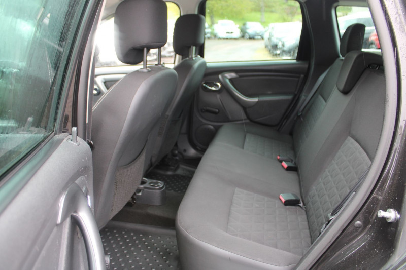Photo 11 de l'offre de DACIA DUSTER II LAURÃATE 1L5 DCI 110 CV CLIM ATTELAGE AUDIO MP3 JA 16 USB BLUETOOTH RÃGULATEUR à 10500€ chez Bougel transactions