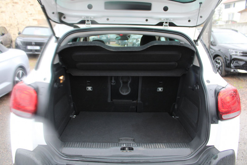 Photo 6 de l'offre de CITROEN C3 AIRCROSS 110 CV FEEL PACK GPS 3D CLIM AUDIO MP3 JA 17 CUIR USB RADAR BLUETOOTH RÃGULATEUR à 11500€ chez Bougel transactions