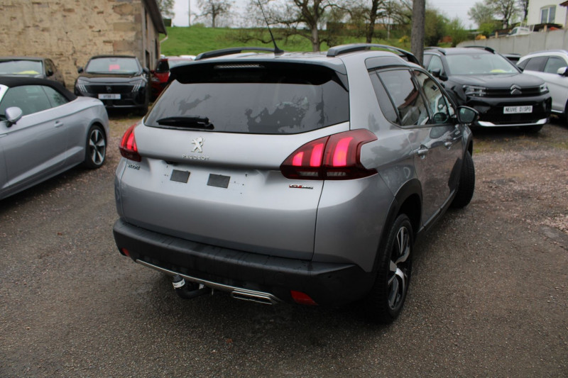 Photo 2 de l'offre de PEUGEOT 2008 II GT LINE SPORT LUXE 1L5 BLUEHDI 100 CV CAMÃRA TOIT PANO GRIPP CONTROL GPS LEDS à 13900€ chez Bougel transactions