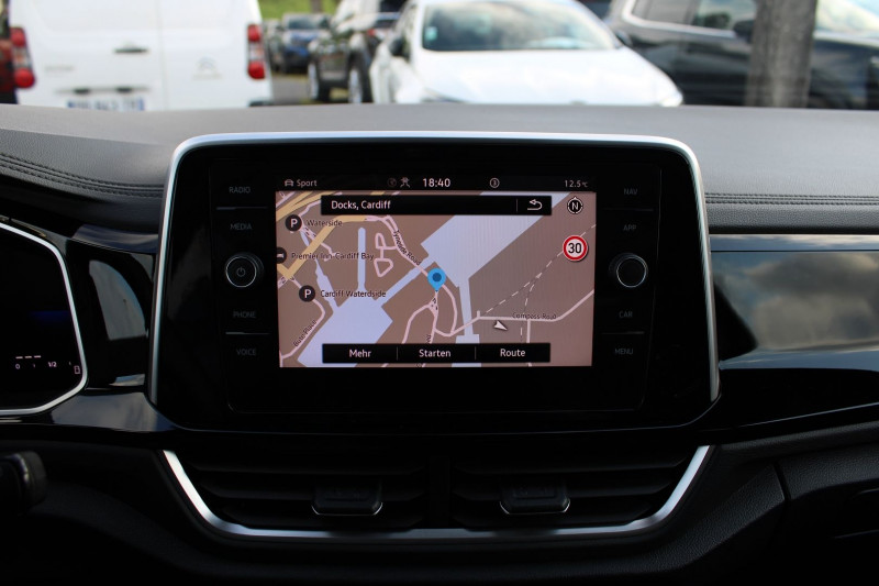 Photo 20 de l'offre de VOLKSWAGEN T-ROC II 2L TDI 150 CV R-LINK GPS 3D CAMÃRA FULL LED ATTELAGE I-COKPIT USB BOITE AUTO DSG à 33500€ chez Bougel transactions
