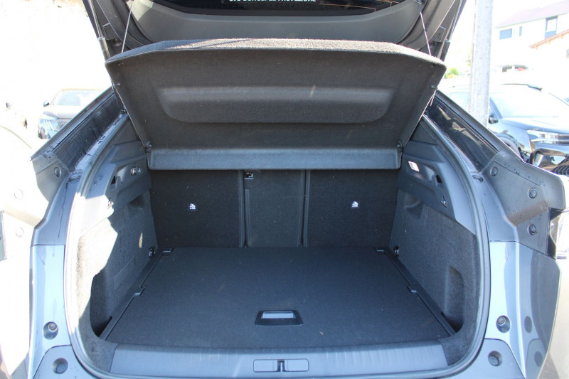 Photo 8 de l'offre de PEUGEOT 3008 PHASE 5 ALLURE 145 CV HYBRIDE GPS 3D CAMÃRA USB JA 19 FULL LED I-COKPIT BOITE AUTO DCS-6 à 34500€ chez Bougel transactions