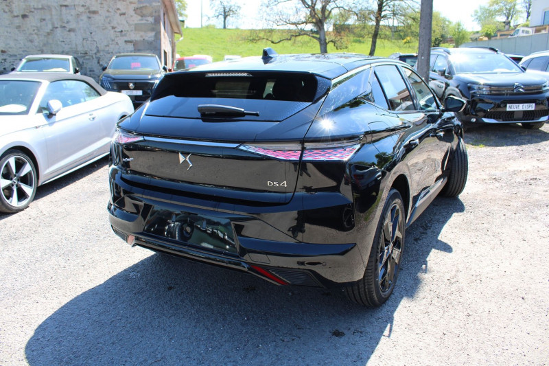 Photo 2 de l'offre de DS DS 4 CROSSBACK III PALLAS BLUE HDI 130 CV GPS 3D CAMÃRA RE JA 19 FULL LED I-COKPIT BOITE AUTO EAT-8 à 31900€ chez Bougel transactions