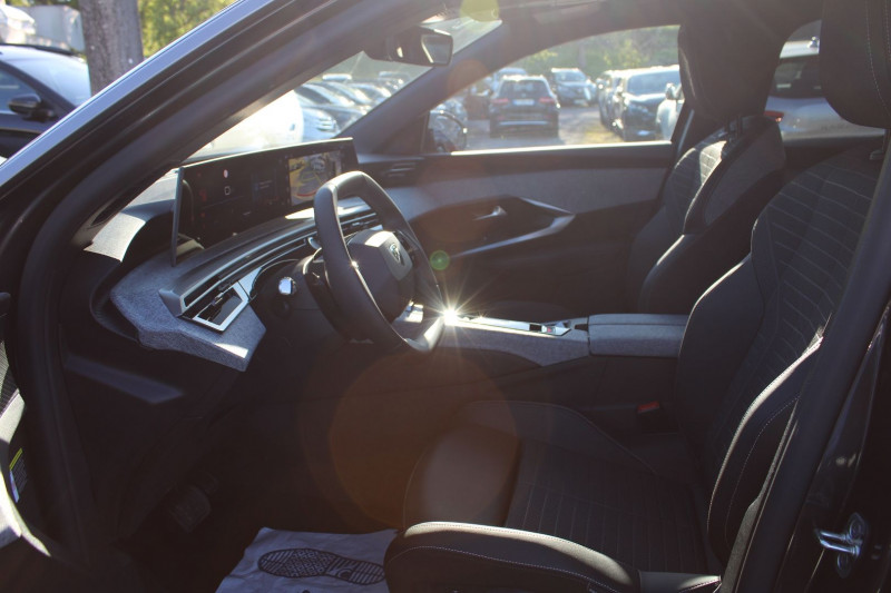 Photo 13 de l'offre de PEUGEOT 3008 PHASE 5 ALLURE 145 CV HYBRIDE GPS 3D CAMÃRA USB JA 19 FULL LED I-COKPIT BOITE AUTO DCS-6 à 34500€ chez Bougel transactions
