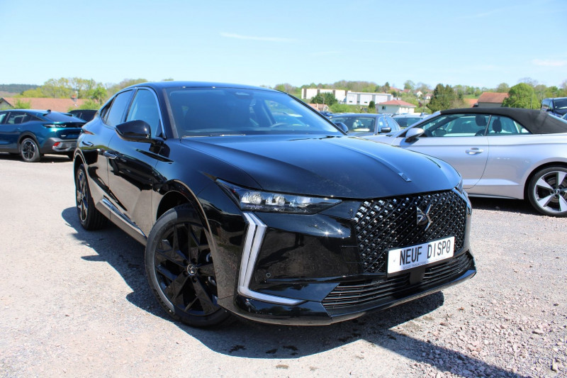 Photo Ds DS 4 CROSSBACK III PALLAS BLUE HDI 130 CV GPS 3D CAMÃRA RE JA 19 FULL LED I-COKPIT BOITE AUTO EAT-8 Diesel NOIR PERLA en vente chez Bougel transactions Ds DS 4 CROSSBACK III PALLAS BLUE HDI 130 CV GPS 3D CAMÃRA RE JA 19 FULL LED I-COKPIT BOITE AUTO EAT-8 Diesel NOIR PERLA Occasion à vendre
