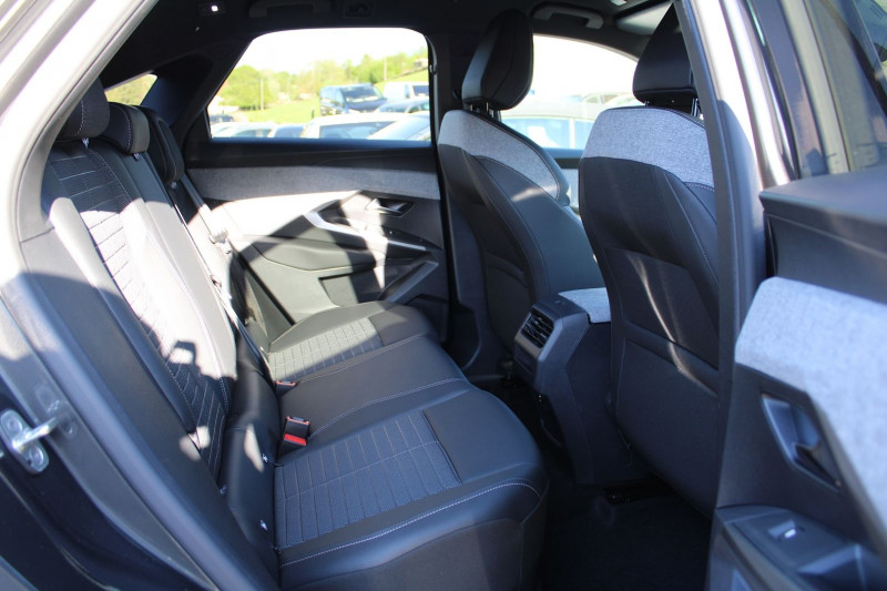 Photo 11 de l'offre de PEUGEOT 3008 PHASE 5 ALLURE 145 CV HYBRIDE GPS 3D CAMÃRA USB JA 19 FULL LED I-COKPIT BOITE AUTO DCS-6 à 34500€ chez Bougel transactions