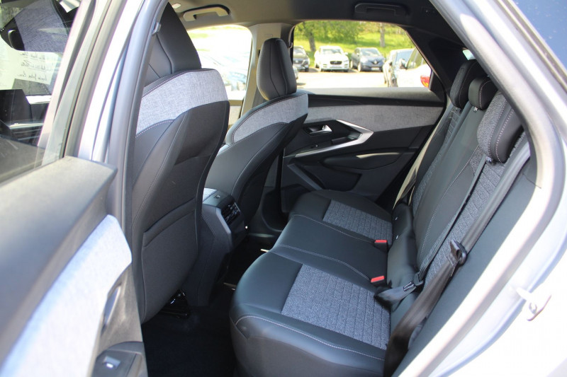 Photo 8 de l'offre de PEUGEOT 3008 PHASE 5 ALLURE 145 CV HYBRIDE GPS 3D CAMÃRA USB JA 19 FULL LED I-COKPIT BOITE AUTO DSC-6 à 33990€ chez Bougel transactions