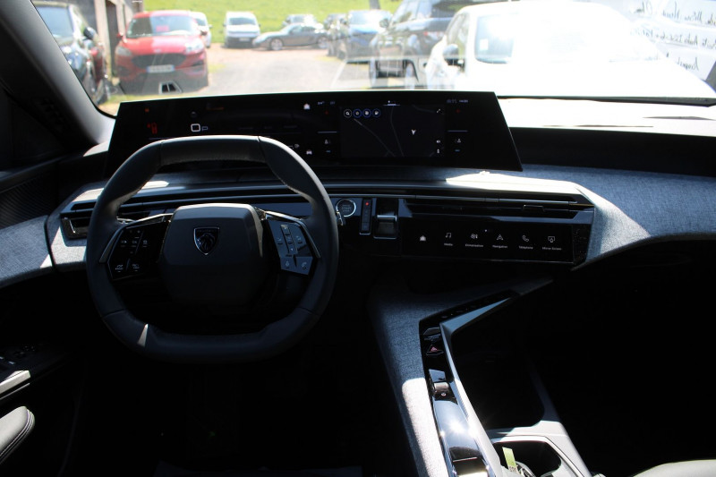 Photo 9 de l'offre de PEUGEOT 3008 PHASE 5 ALLURE 145 CV HYBRIDE GPS 3D CAMÃRA USB JA 19 FULL LED I-COKPIT BOITE AUTO DSC-6 à 33990€ chez Bougel transactions