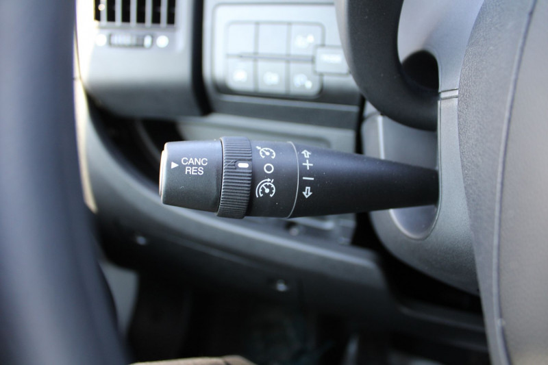 Photo 9 de l'offre de CITROEN JUMPER FG BLUEHDI 120 L2 H2 DIESEL 2L2 BOITE 6 CLIMAT ABS RÃGULATEUR BLUETOOTH  3 PLACES à 26900€ chez Bougel transactions