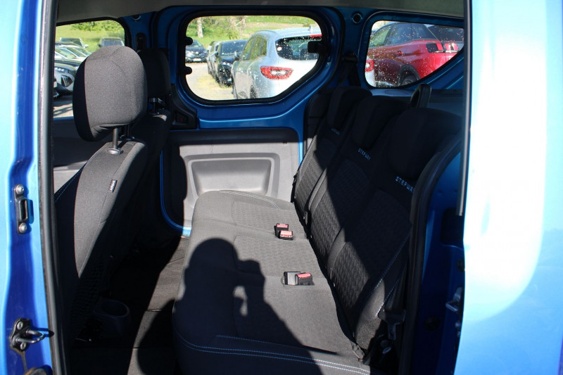 Photo 8 de l'offre de DACIA DOKKER STEPWAY 1L5 DCI GPS USB MÃDIA CLIMAT RÃGULATEUR BLUETOOTH JANTES ALU  ORDI  ABS à 11800€ chez Bougel transactions