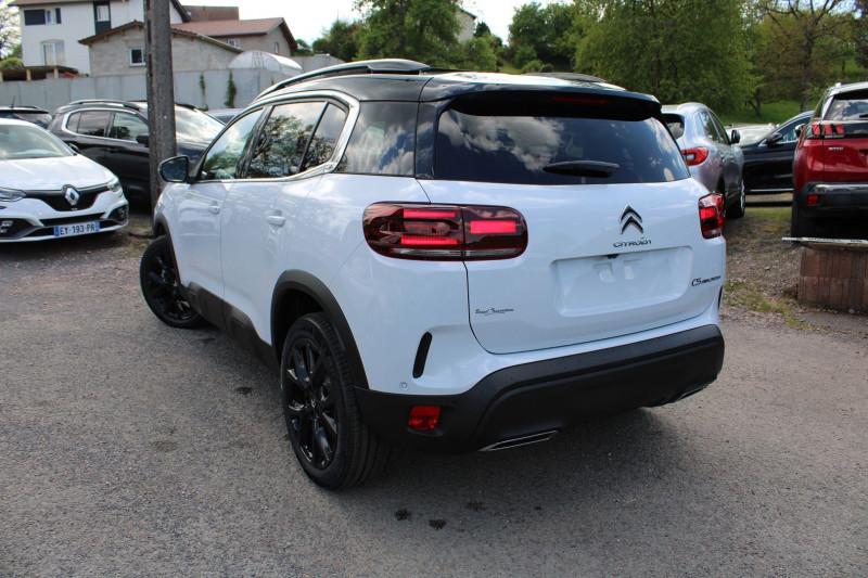 Photo 3 de l'offre de CITROEN C5 AIRCROSS II MAX 145 CV HYBRIDE GPS 3D CAMÃRA FULL LED RE USB JA 19 I-COKPIT BOITE AUTO DCS-6 à 31500€ chez Bougel transactions