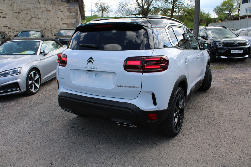 Photo 2 de l'offre de CITROEN C5 AIRCROSS II MAX 145 CV HYBRIDE GPS 3D CAMÃRA FULL LED RE USB JA 19 I-COKPIT BOITE AUTO DCS-6 à 31500€ chez Bougel transactions