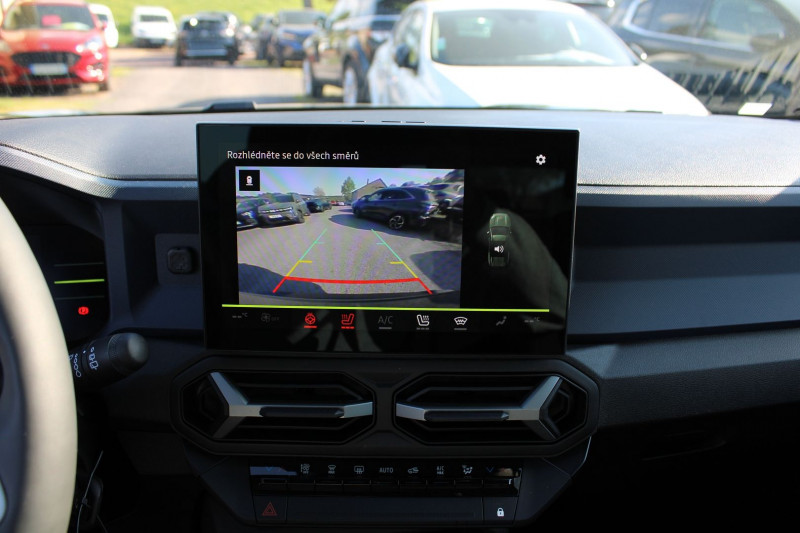 Photo 13 de l'offre de DACIA BIGSTER TCE 140 CV EXPRESSION MILD HYBRIDE GPS CARPLAY CAMÃRA JA 17 RE FULL LED I-COKPIT à 28500€ chez Bougel transactions