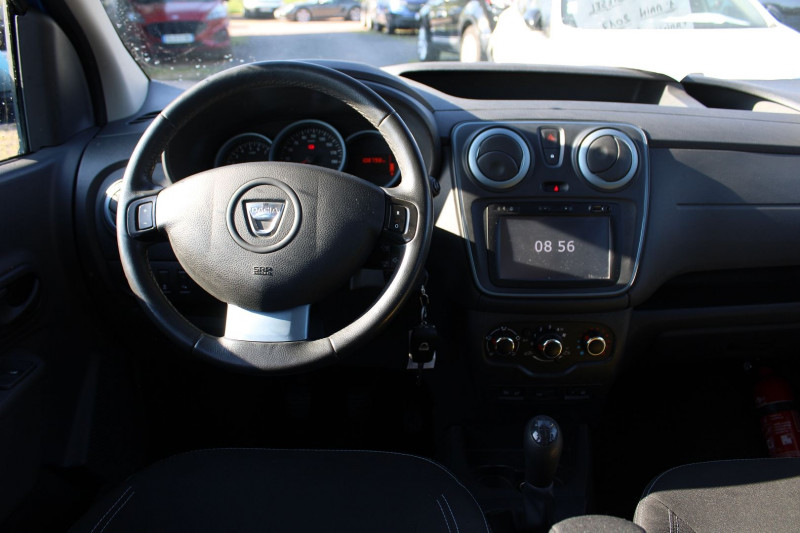 Photo 9 de l'offre de DACIA DOKKER STEPWAY 1L5 DCI GPS USB MÃDIA CLIMAT RÃGULATEUR BLUETOOTH JANTES ALU  ORDI  ABS à 11800€ chez Bougel transactions