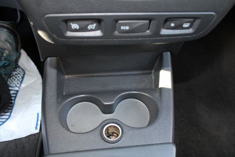 Photo 12 de l'offre de DACIA DOKKER STEPWAY 1L5 DCI GPS USB MÃDIA CLIMAT RÃGULATEUR BLUETOOTH JANTES ALU  ORDI  ABS à 11800€ chez Bougel transactions