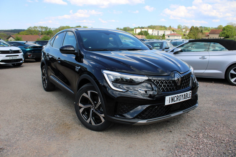 Renault ARKANA II TECHNO 145 CV FULL HYBRIDE GPS 3D CAMÃRA USB JA 18 FULL LED I-COKPIT BOITE AUTO Hybride NOIR ETOILE Occasion à vendre