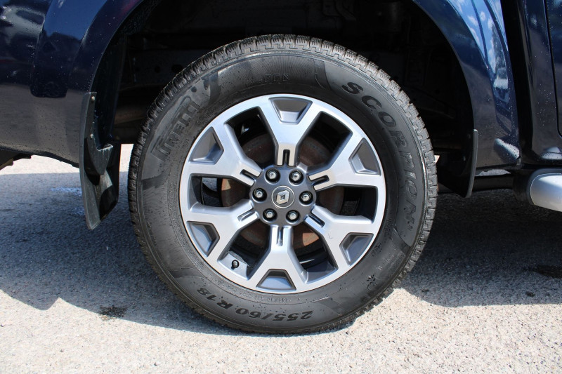 Photo 8 de l'offre de RENAULT ALASKAN 4X4 PICKUP 2L3 DIESEL 163CV BOITE 6 CAMERA GPS USB BLUETOOTH RÃGULATEUR ATTELAGE à 25900€ chez Bougel transactions