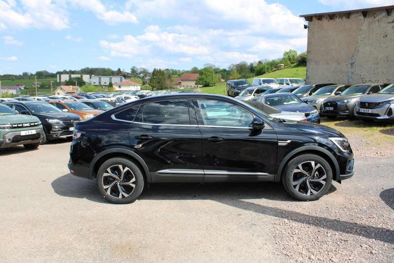 Photo 5 de l'offre de RENAULT ARKANA II TECHNO 145 CV FULL HYBRIDE GPS 3D CAMÃRA USB JA 18 FULL LED I-COKPIT BOITE AUTO à 28900€ chez Bougel transactions