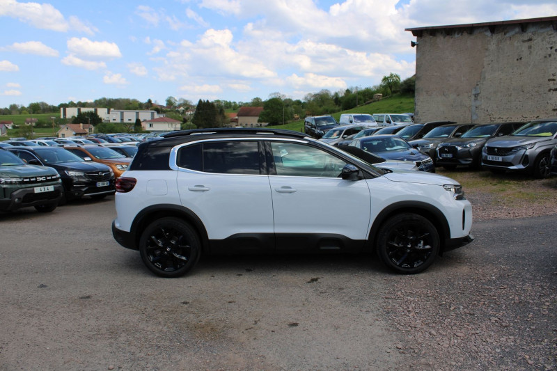 Photo 5 de l'offre de CITROEN C5 AIRCROSS II MAX 145 CV HYBRIDE GPS 3D CAMÃRA FULL LED RE USB JA 19 I-COKPIT BOITE AUTO DCS-6 à 31500€ chez Bougel transactions
