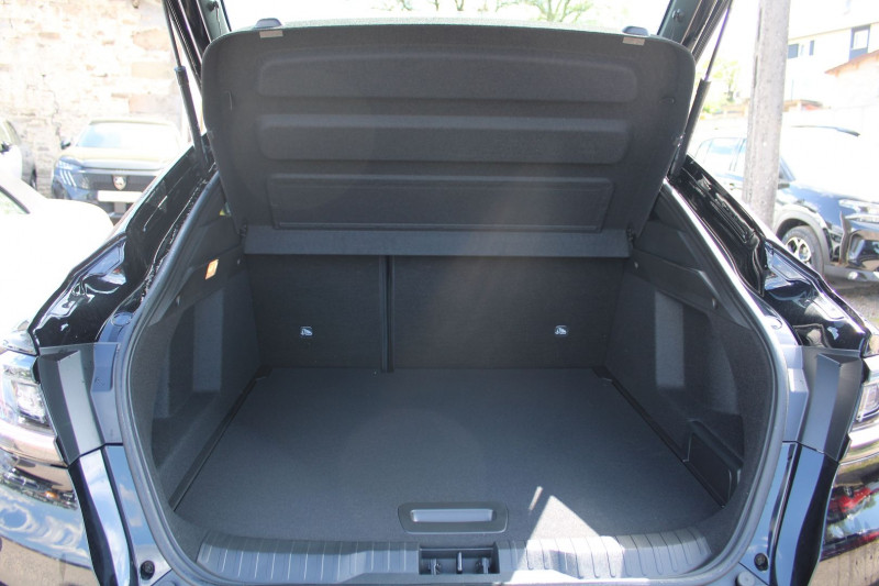 Photo 6 de l'offre de RENAULT ARKANA II TECHNO 145 CV FULL HYBRIDE GPS 3D CAMÃRA USB JA 18 FULL LED I-COKPIT BOITE AUTO à 28900€ chez Bougel transactions