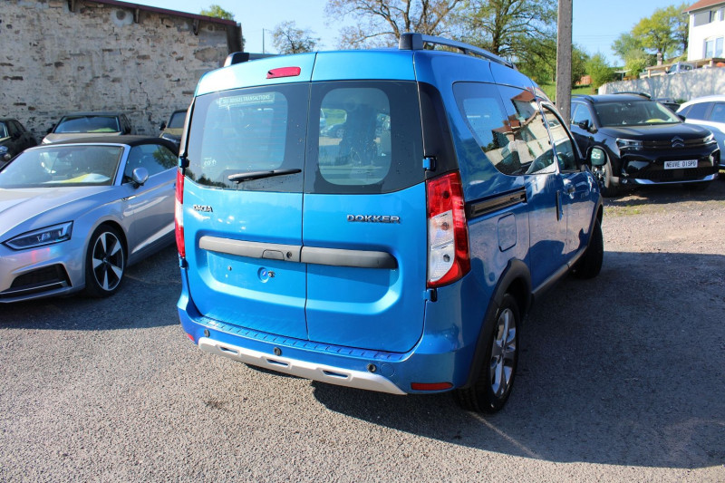 Photo 2 de l'offre de DACIA DOKKER STEPWAY 1L5 DCI GPS USB MÃDIA CLIMAT RÃGULATEUR BLUETOOTH JANTES ALU  ORDI  ABS à 11800€ chez Bougel transactions