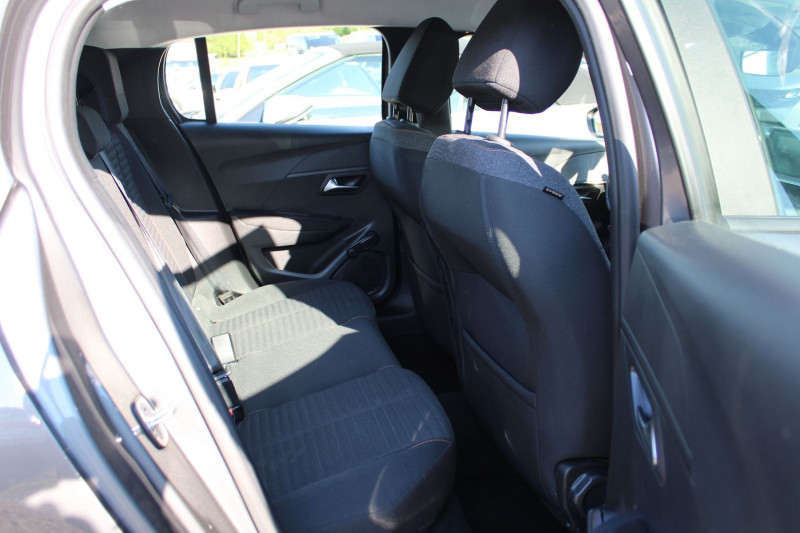 Photo 8 de l'offre de PEUGEOT 208 III ACTIVE 100 CV ESSENCE GPS MIROR LINK CLIM AUDIO USB BLUETOOTH RÃGULATEUR à 12800€ chez Bougel transactions