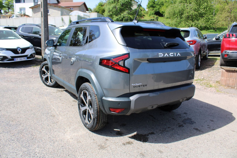 Photo 3 de l'offre de DACIA DUSTER VI ECO GPL 100 CV JOURNEY GPS 3D I-COKPIT CAMÃRA 360Â° JA 18 FULL LED USB RÃGULATEUR à 24900€ chez Bougel transactions