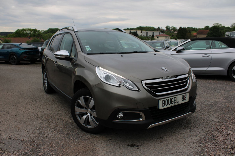 Peugeot 2008 STYLE 1L6 HDI 100 CV ÃCRAN TACTILE CLIM MP3 USB JA 16 RADAR BLUETOOTH RÃGULATEUR Diesel GRIS VAPOR Occasion à vendre