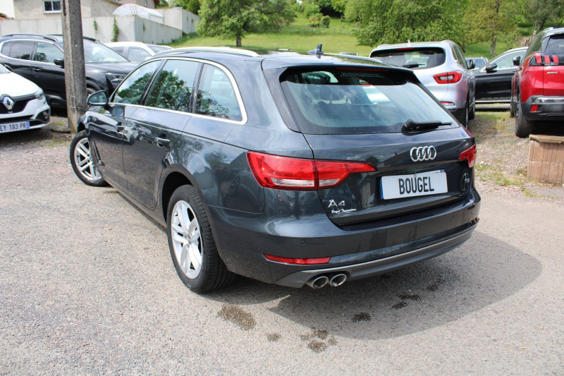 Photo 3 de l'offre de AUDI A4 AVANT 2L TDI 190 CV BUSINESS LINE GPS 3D USB FULL LED JA 17 BLUETOOTH BOITE S-TRONIC-7 à 18990€ chez Bougel transactions