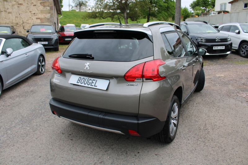 Photo 2 de l'offre de PEUGEOT 2008 STYLE 1L6 HDI 100 CV ÃCRAN TACTILE CLIM MP3 USB JA 16 RADAR BLUETOOTH RÃGULATEUR à 11500€ chez Bougel transactions